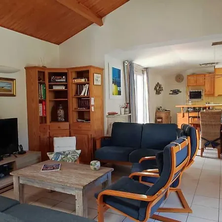 Casa vacanze Charmante Maison En Pierre Proche à Saint-georges-d'oléron - Fr-1-778-60 Chaucre